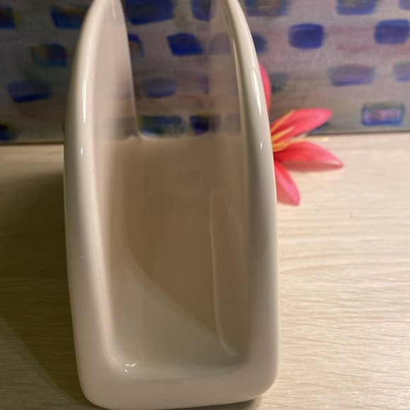 RAE DUNN NAPKIN HOLDER - Picture 4 of 5